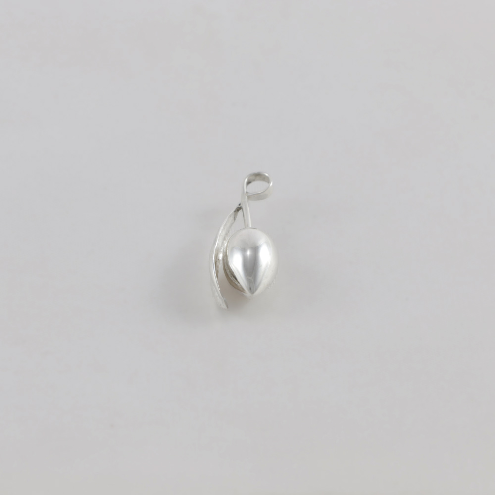 Colgante aceituna plata pequeña | HD Joyeros