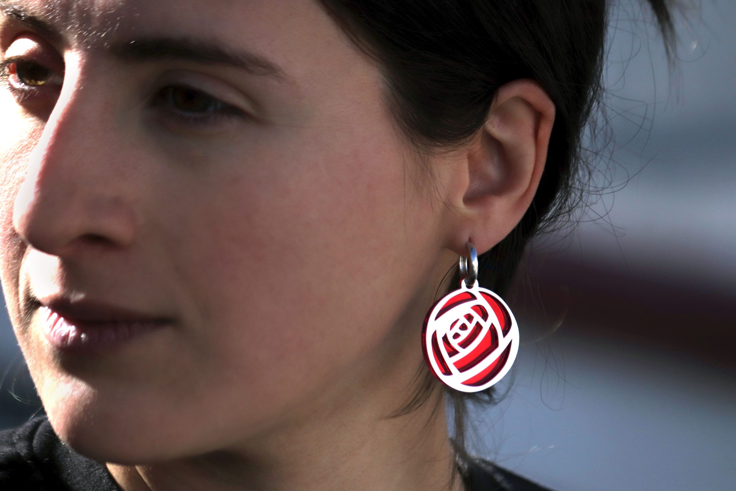 pendientes-alice-modelo Pendientes Alice con modelo